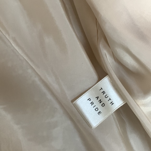 🤍Ivory Cream Tweed Moto Cropped Boucle Metallic Fray Frayed Raw Edge Zip Blazer - Picture 8 of 13